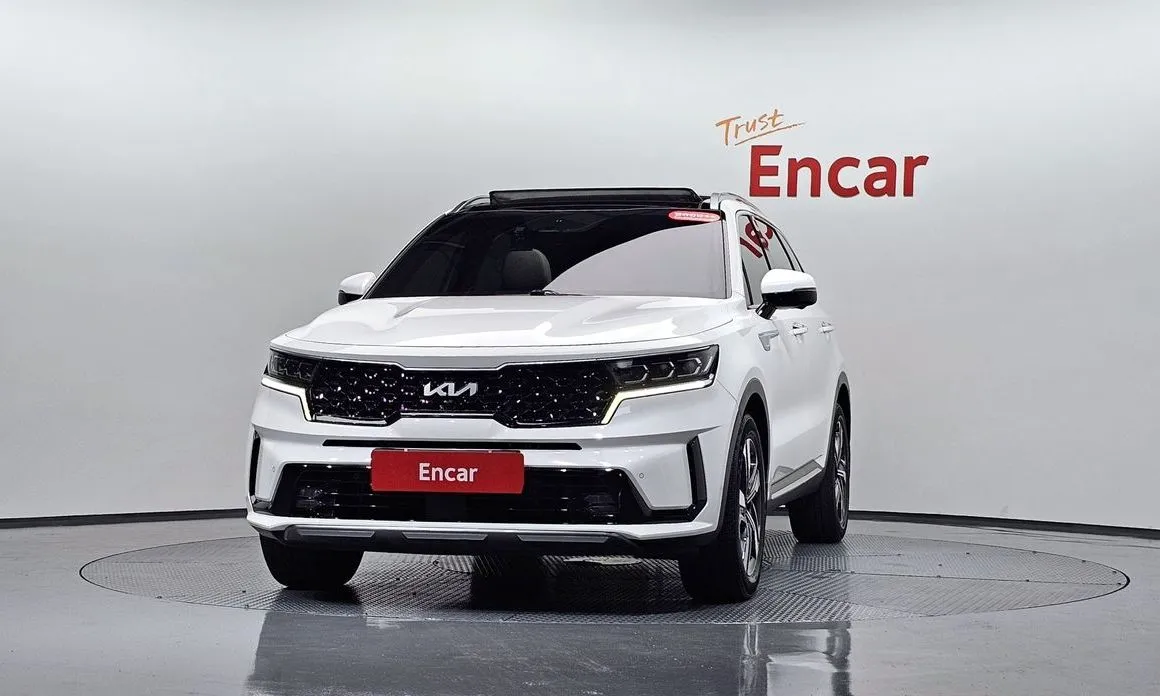Kia Sorento — фото 6