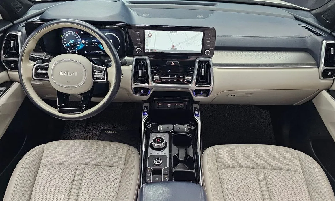 Kia Sorento — фото 8