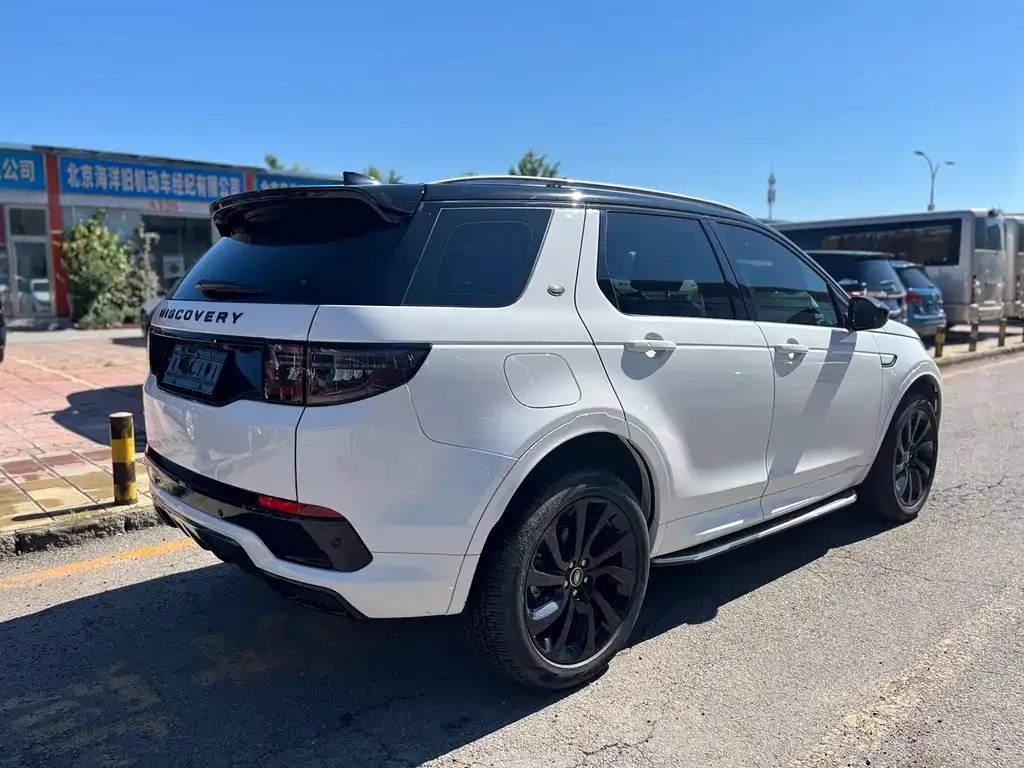 Land Rover Discovery Sport — фото 2