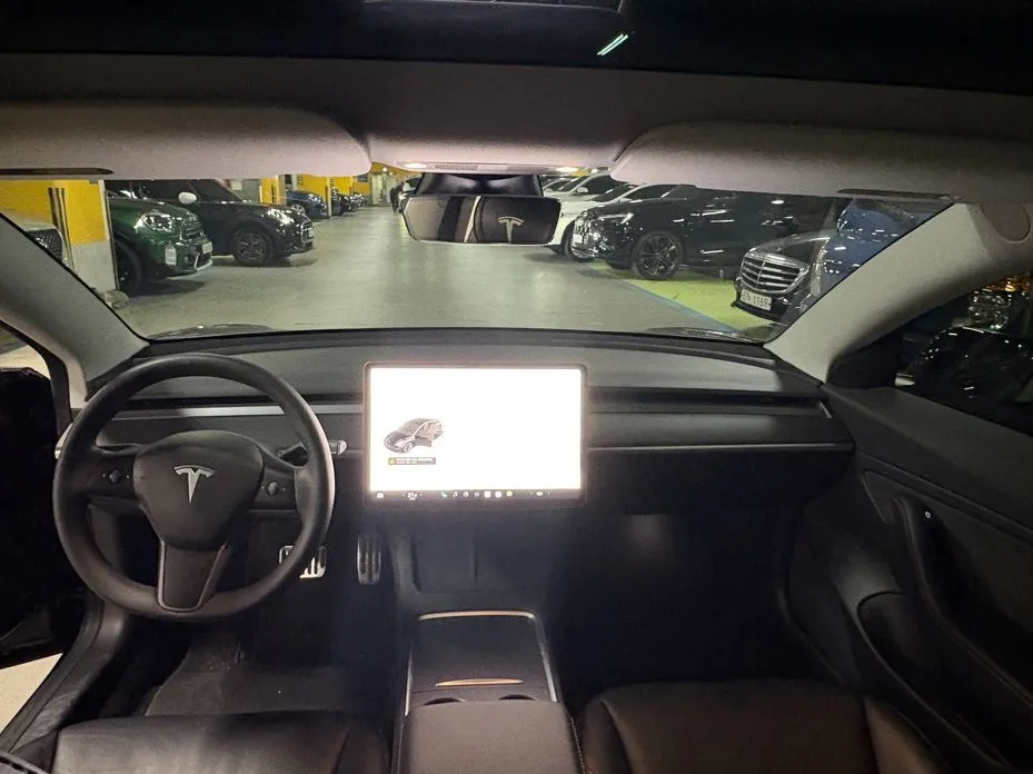Tesla Model 3 — фото 3