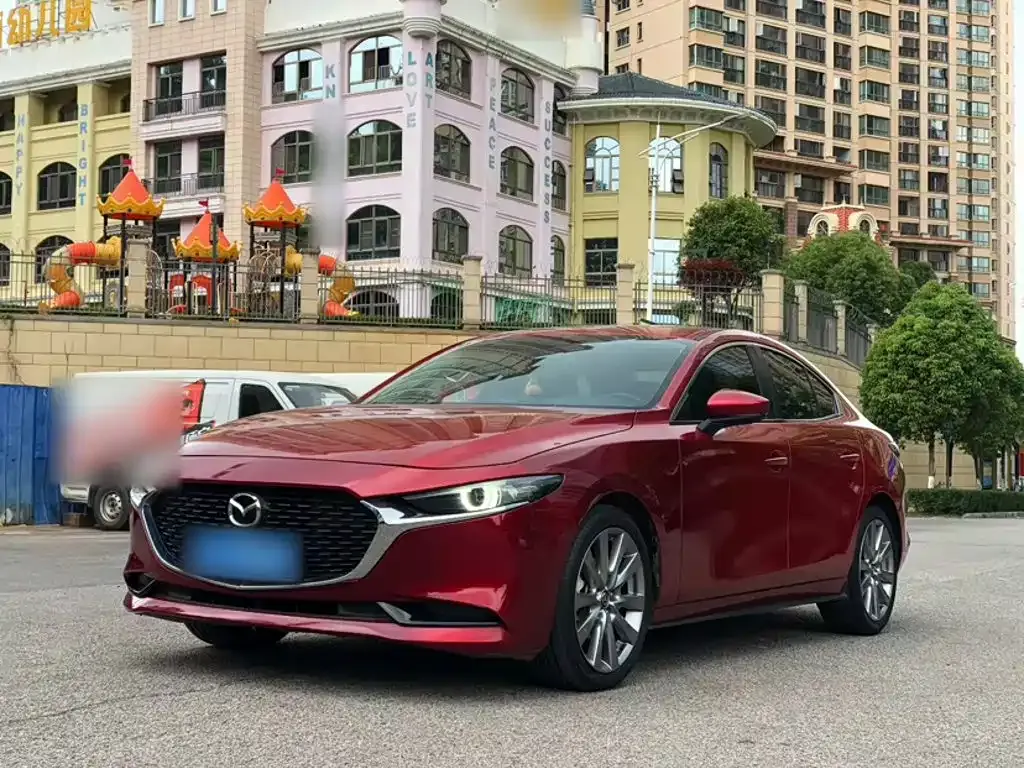 Mazda 3 Axela — фото 1