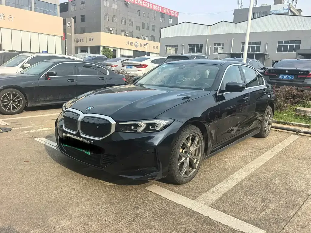 BMW i3 — фото 1
