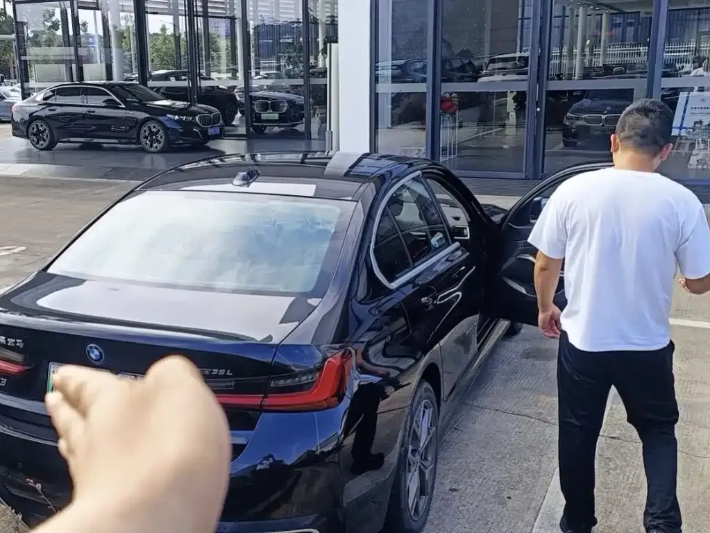 BMW i3 — фото 10