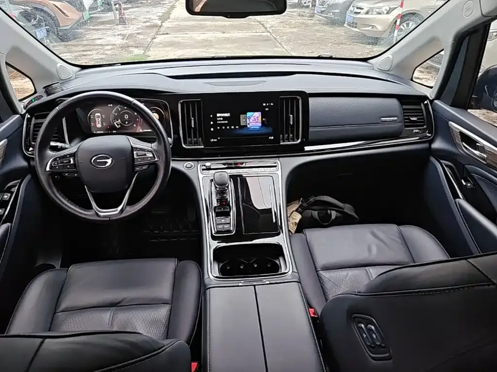 GAC Motor Trumpchi M8 — фото 8