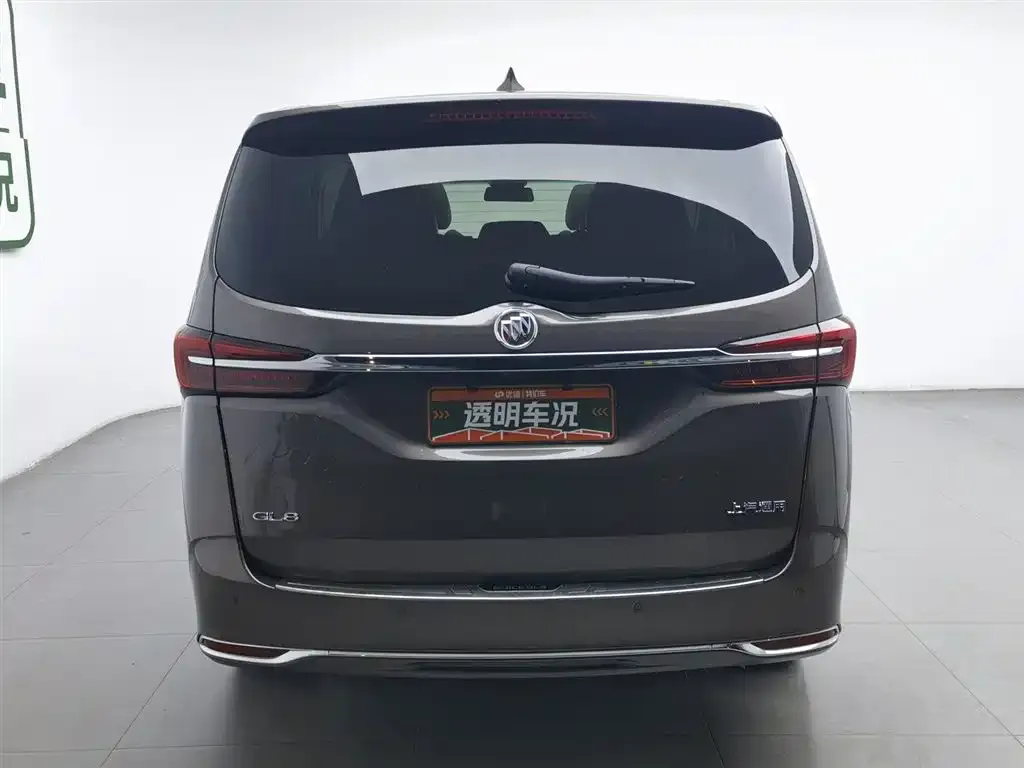 Buick GL8 2023 из CN, фото 2