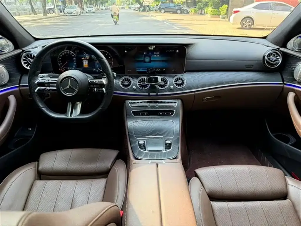 Mercedes-Benz E-Class (Import) — фото 7