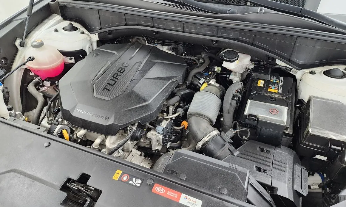 Kia Sorento — фото 10