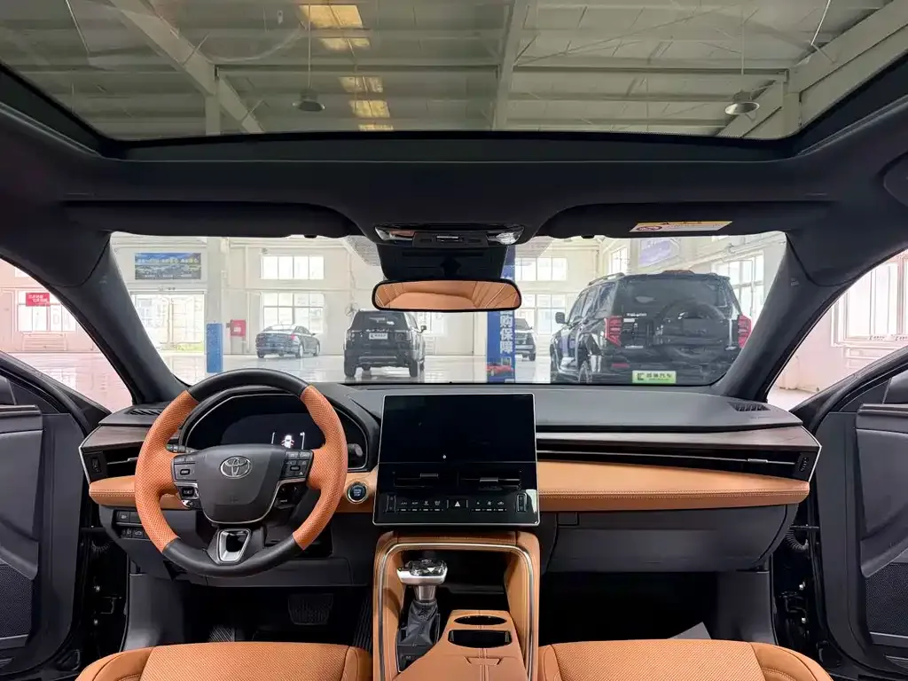 Toyota Avalon 2024 из CN, фото 6