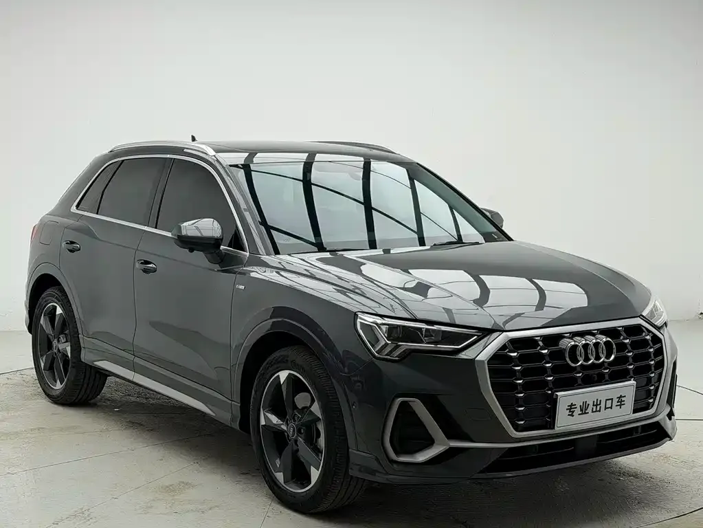 Audi Q3 — фото 6
