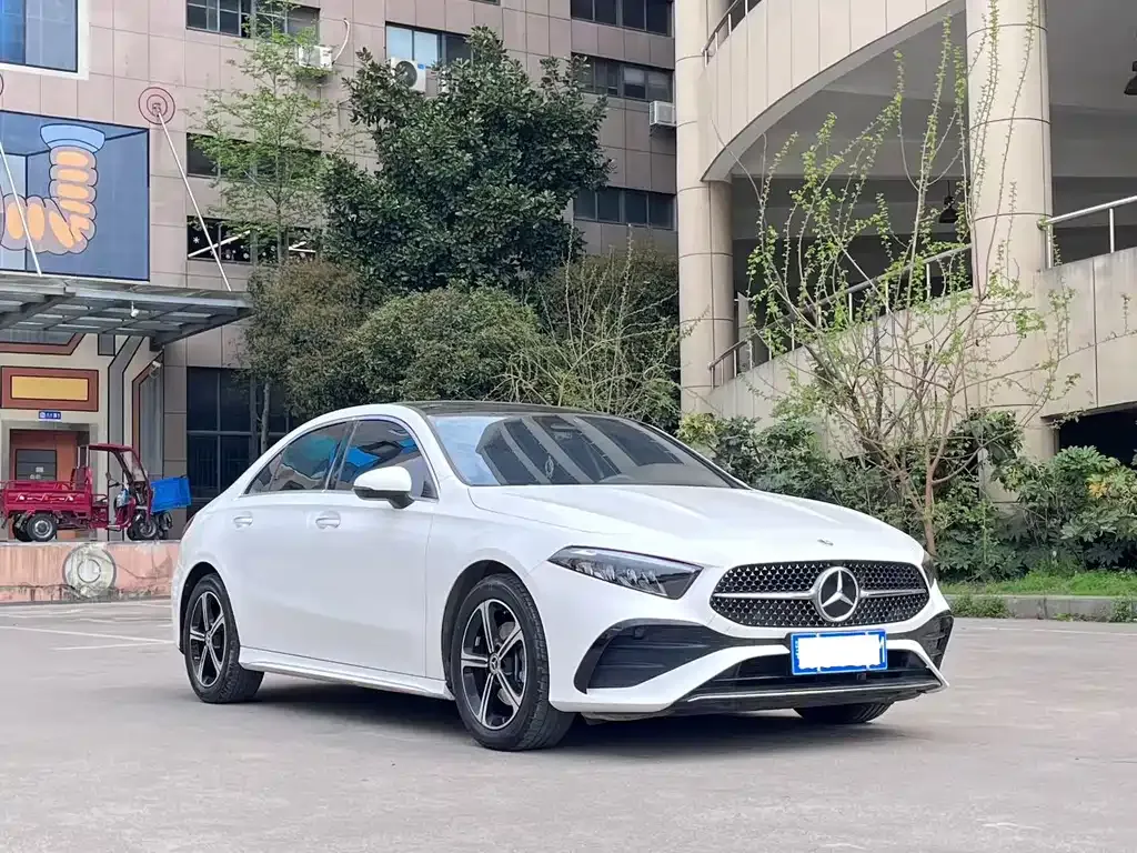 Mercedes-Benz A-Class — фото 8