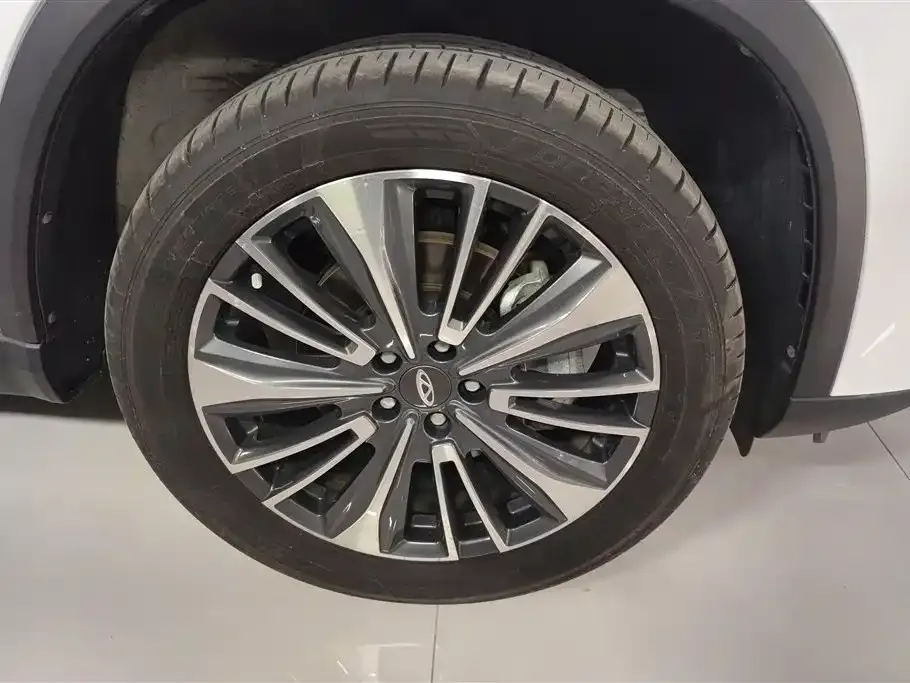 Chery Tiggo 8 PLUS — фото 8