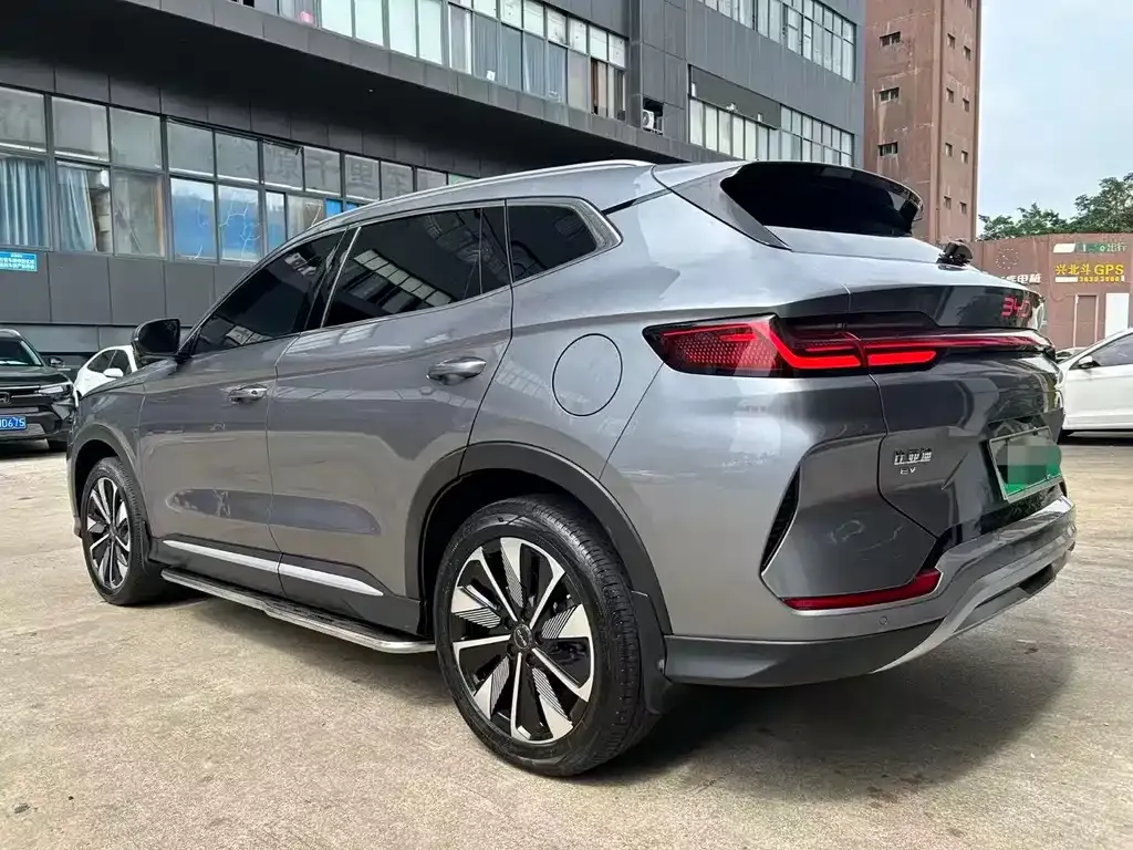 BYD PLUS New Energy — фото 5