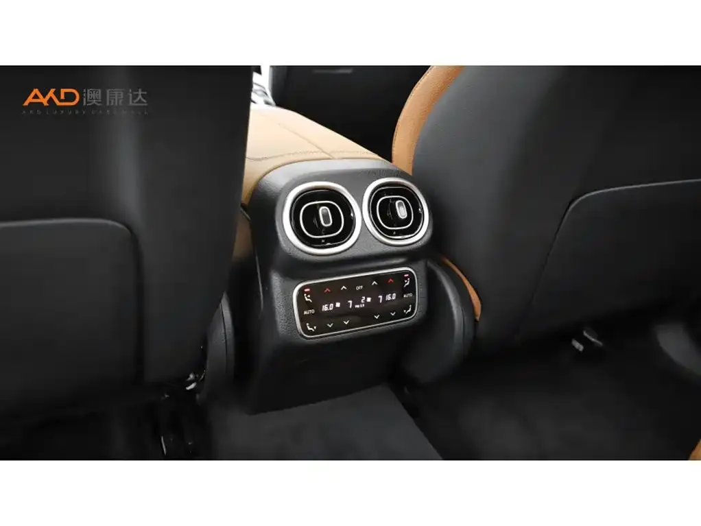 Mercedes-Benz GLC — фото 9