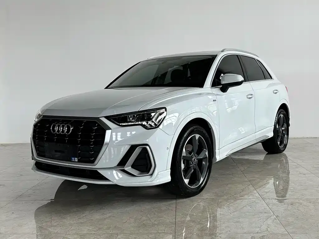 Audi Q3 — фото 7