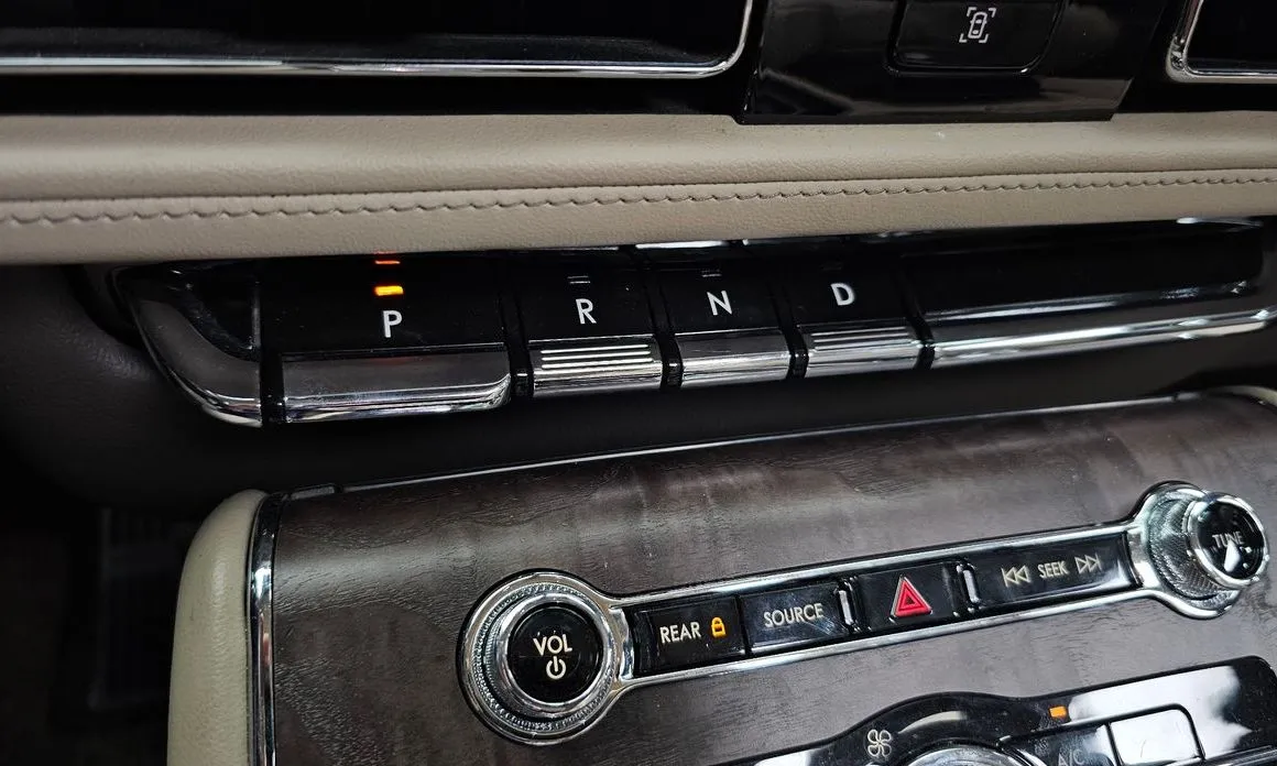 Lincoln Aviator 2021 из KR, фото 3