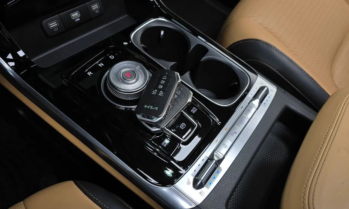 Kia Carnival 2023 из KR, фото 3