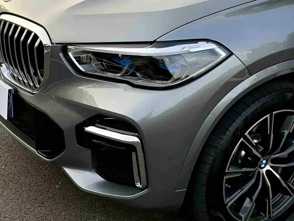 BMW X5 — фото 5
