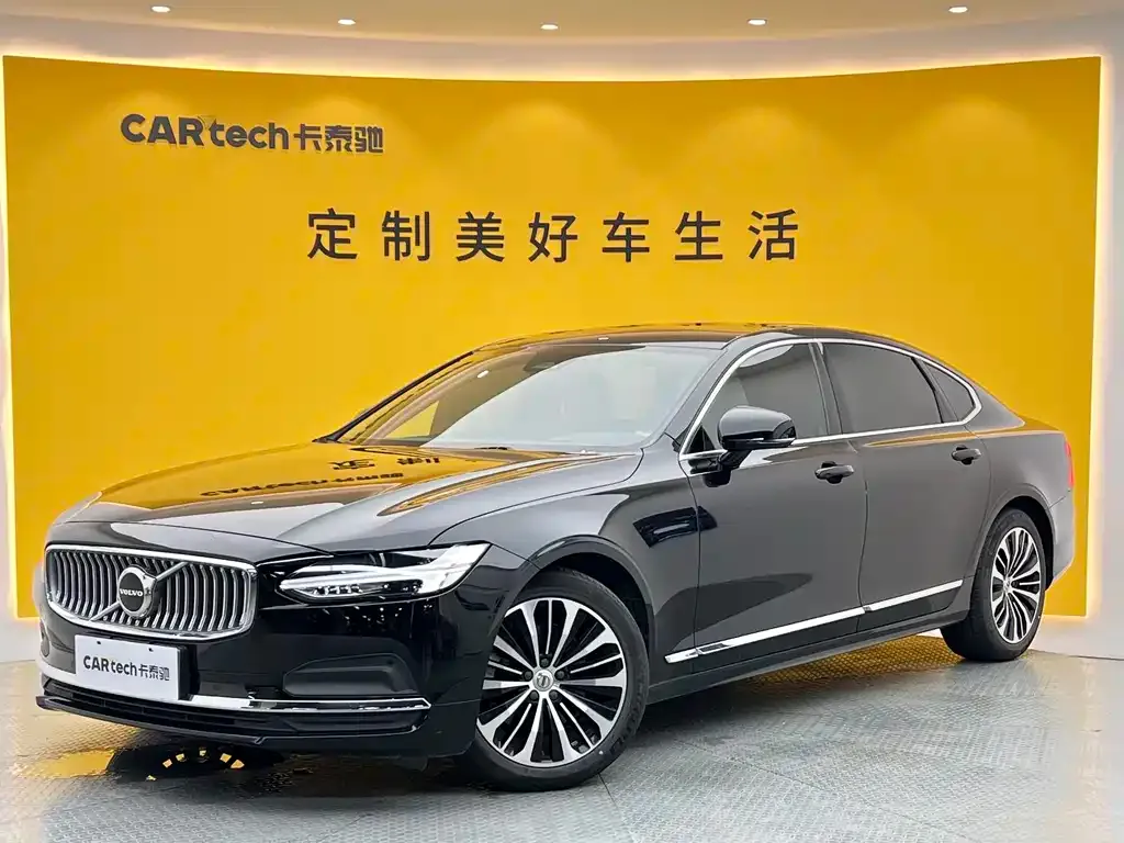 Volvo S90 — фото 1