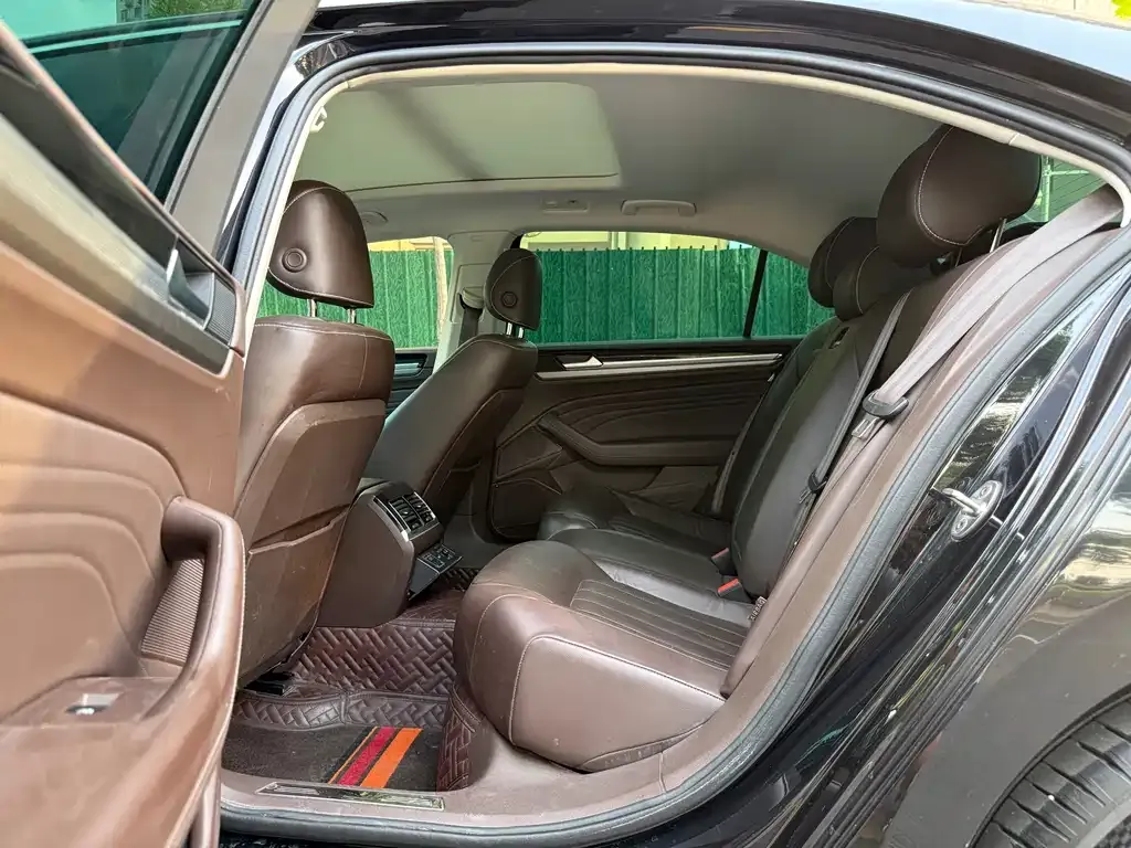 Volkswagen Phideon 2021 из CN, фото 9