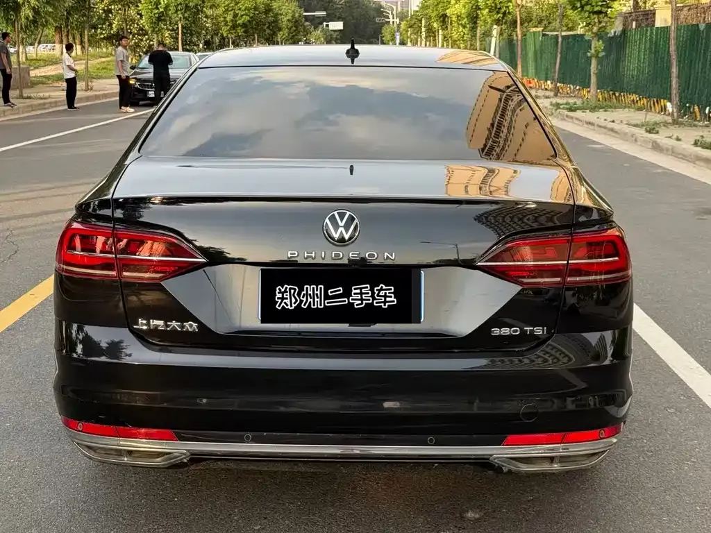 Volkswagen Phideon 2021 из CN, фото 2