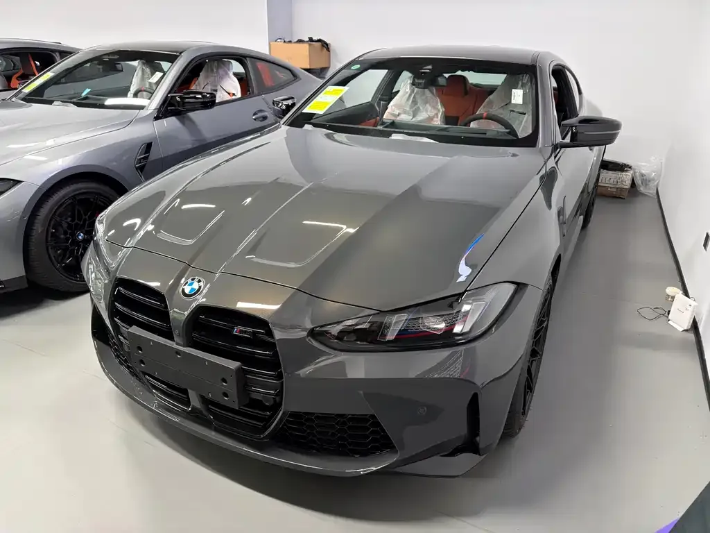 BMW M4 — фото 1