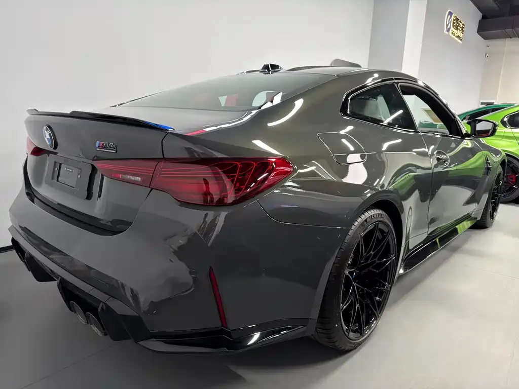 BMW M4 — фото 3