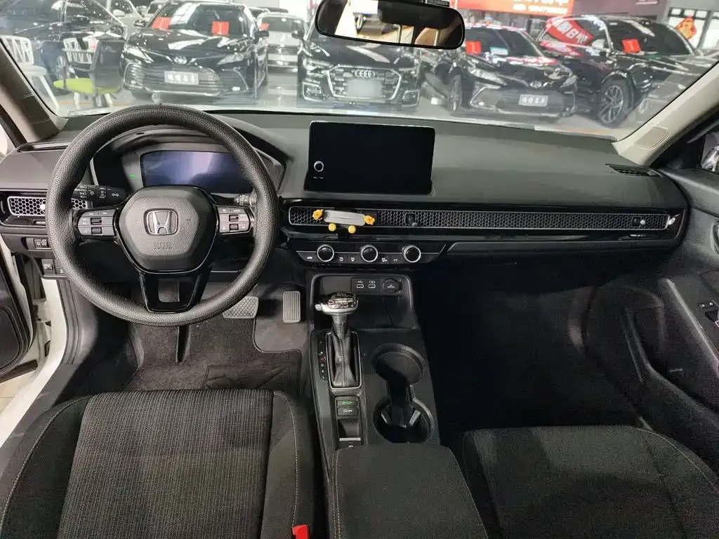 Honda Civic — фото 7