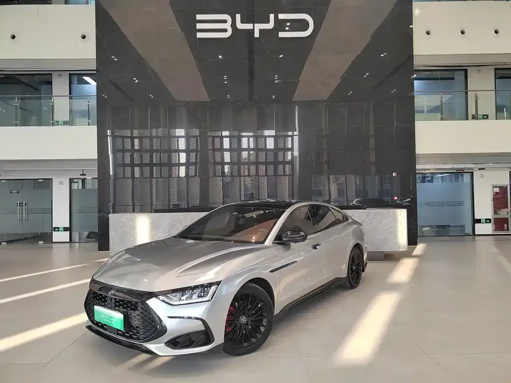 BYD Han — фото 1