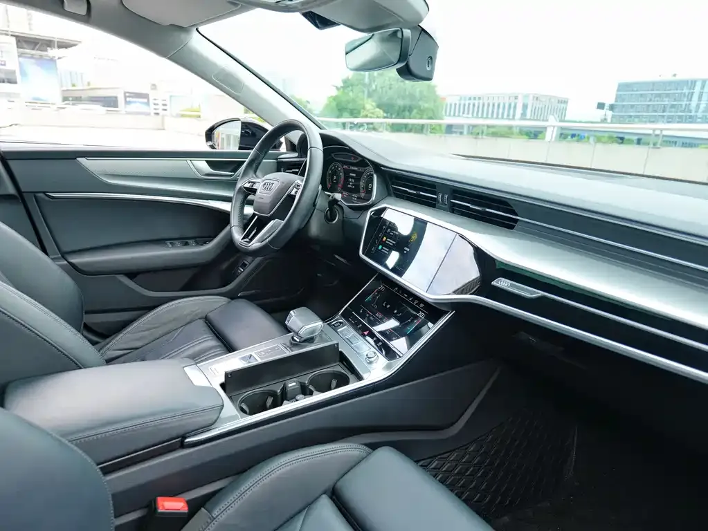 Audi A7 — фото 5