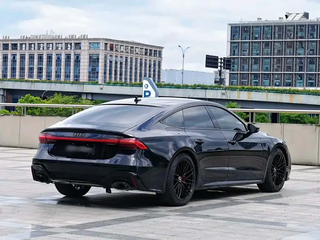 Audi A7 — фото 7