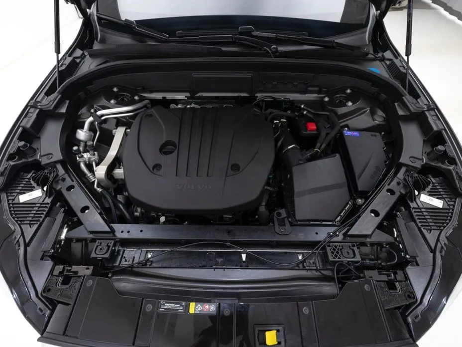 Volvo XC60 2025 из KR, фото 7