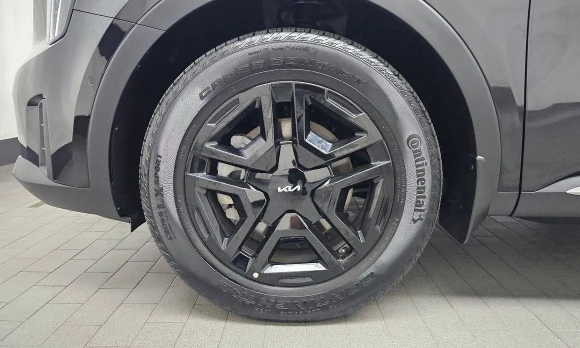 Kia Sorento — фото 9