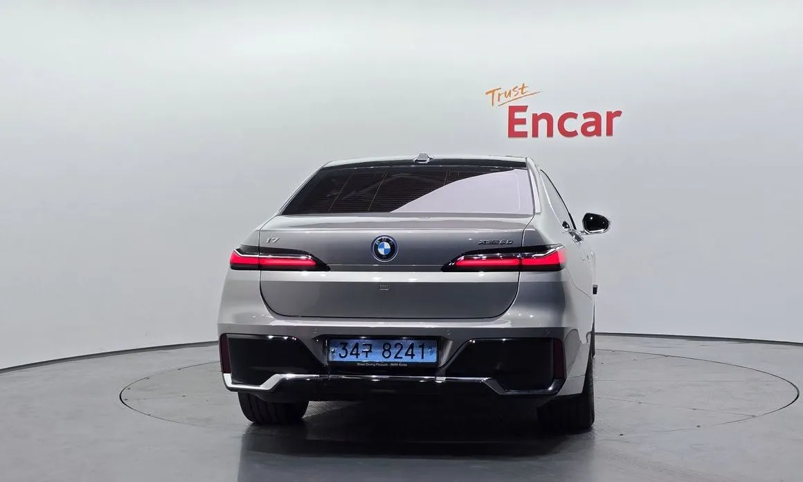 BMW i7 2023 из KR, фото 4
