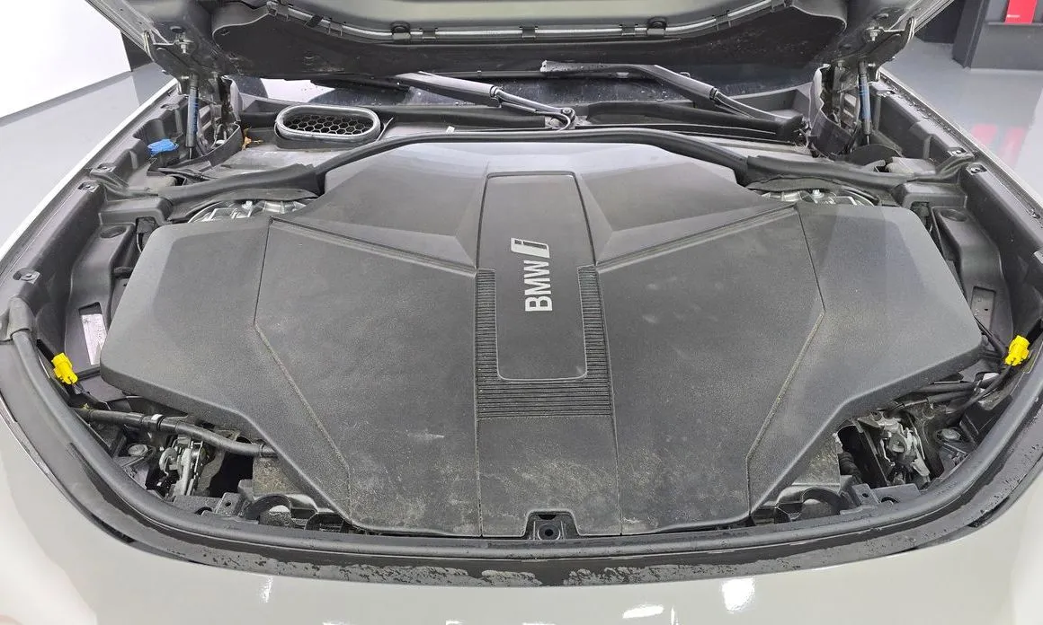 BMW i7 2023 из KR, фото 8