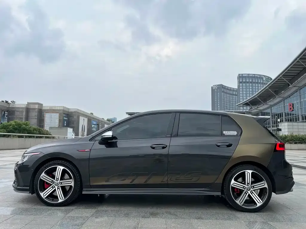 Volkswagen Golf GTI 2022 из CN, фото 2