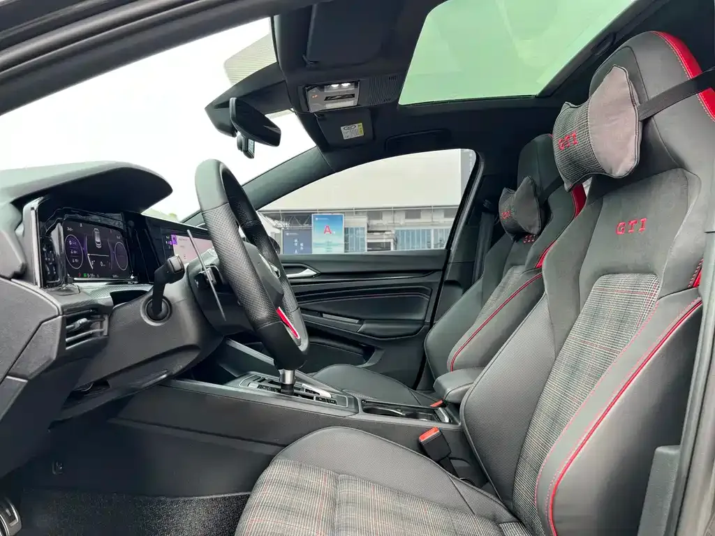 Volkswagen Golf GTI 2022 из CN, фото 6