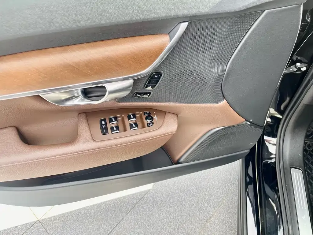 Volvo S90 — фото 6
