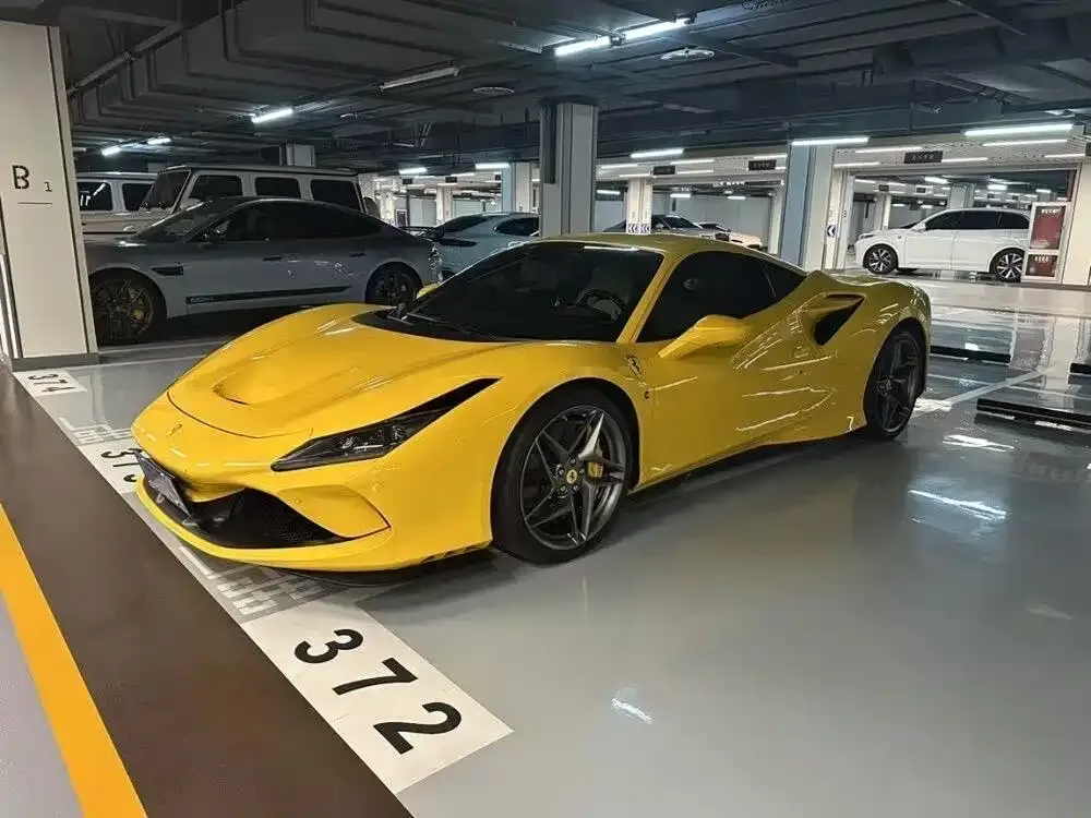 Ferrari F8 — фото 6