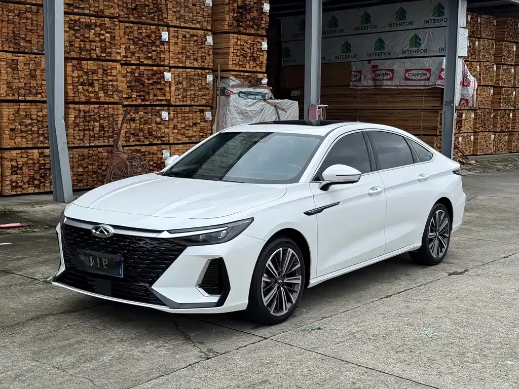 Chery Arrizo 8