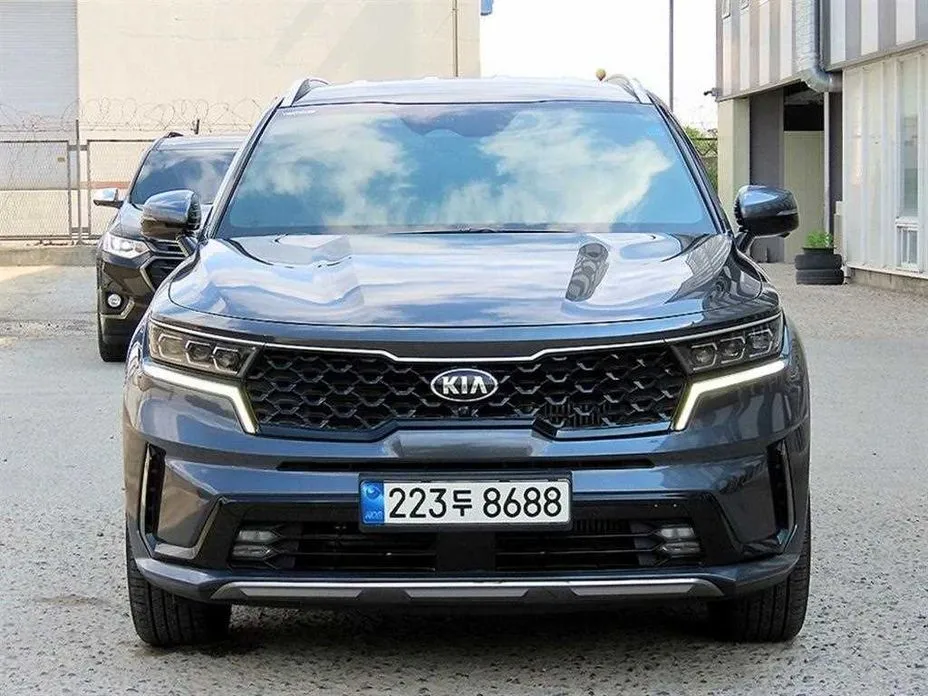 Kia Sorento — фото 1