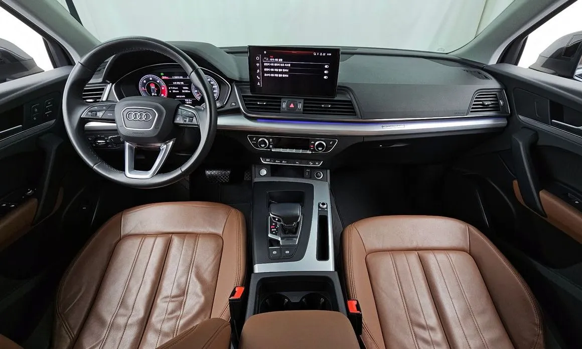 Audi Q5 2021 из KR, фото 4