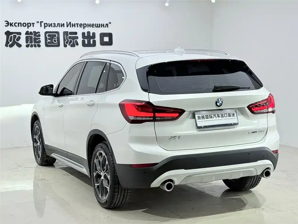 BMW X1 — фото 9