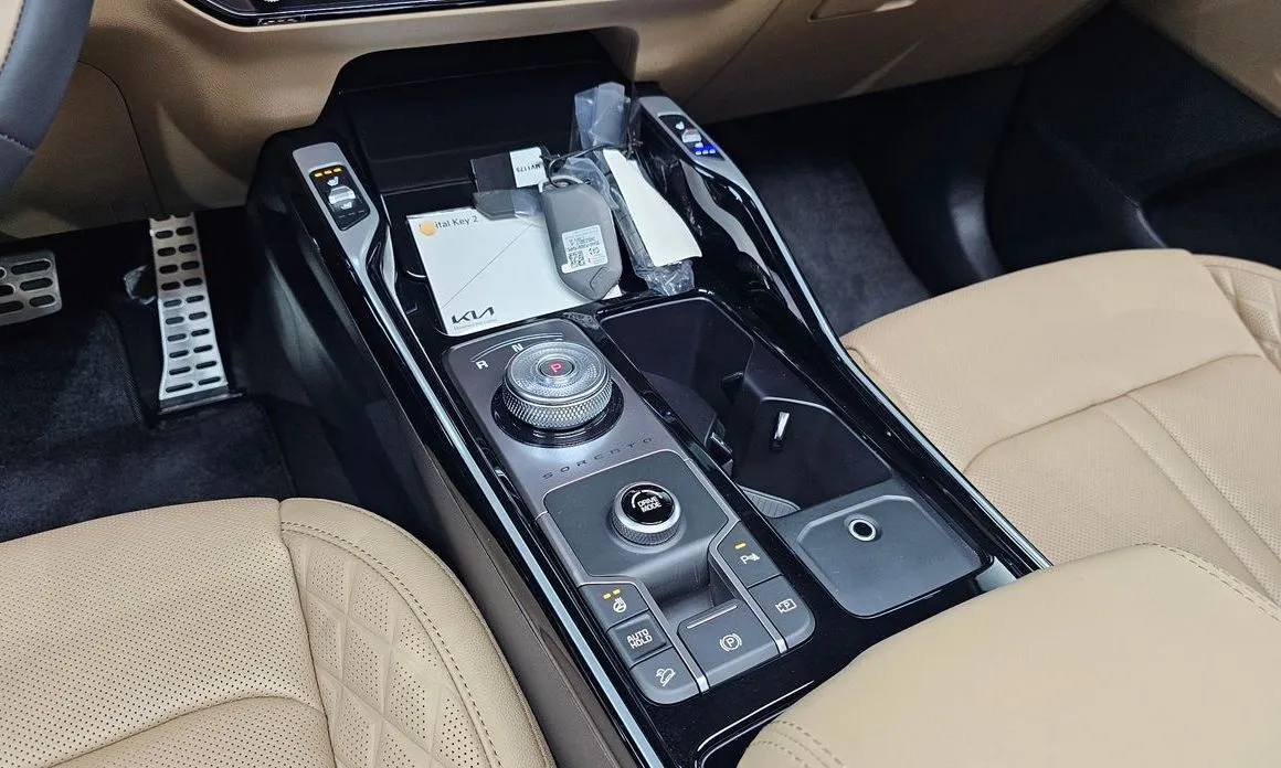 Kia Sorento — фото 7