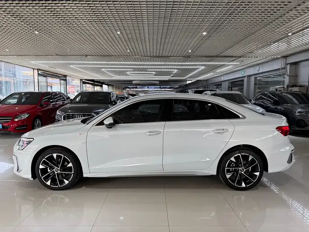 Audi A3 — фото 10