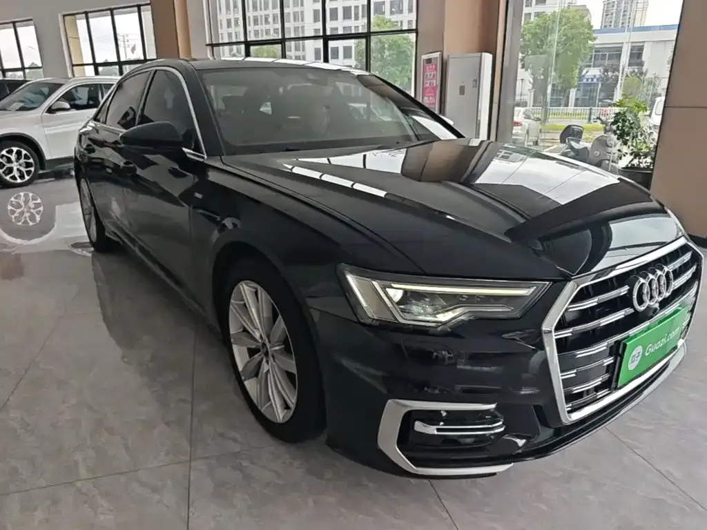 Audi A6L — фото 9