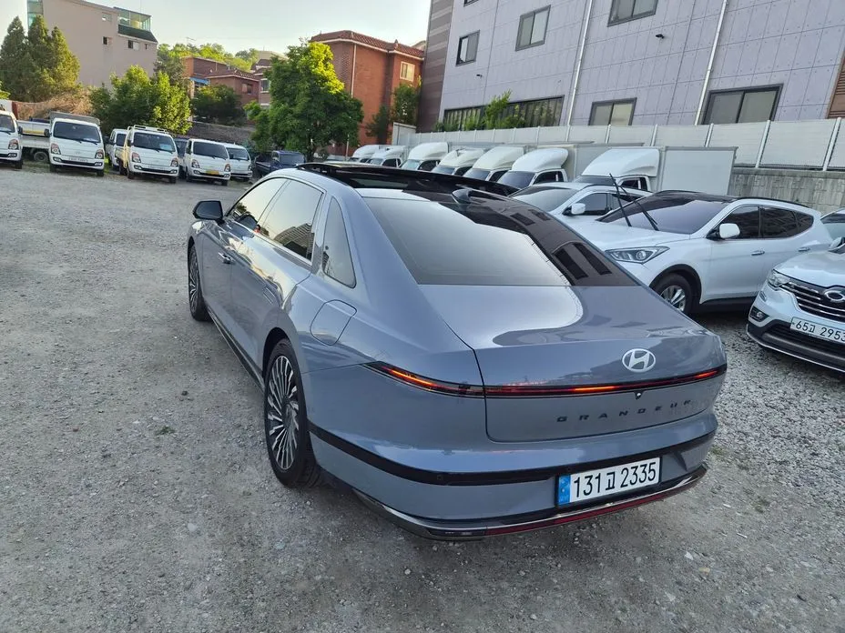 Hyundai Grandeur 2023 из KR, фото 9