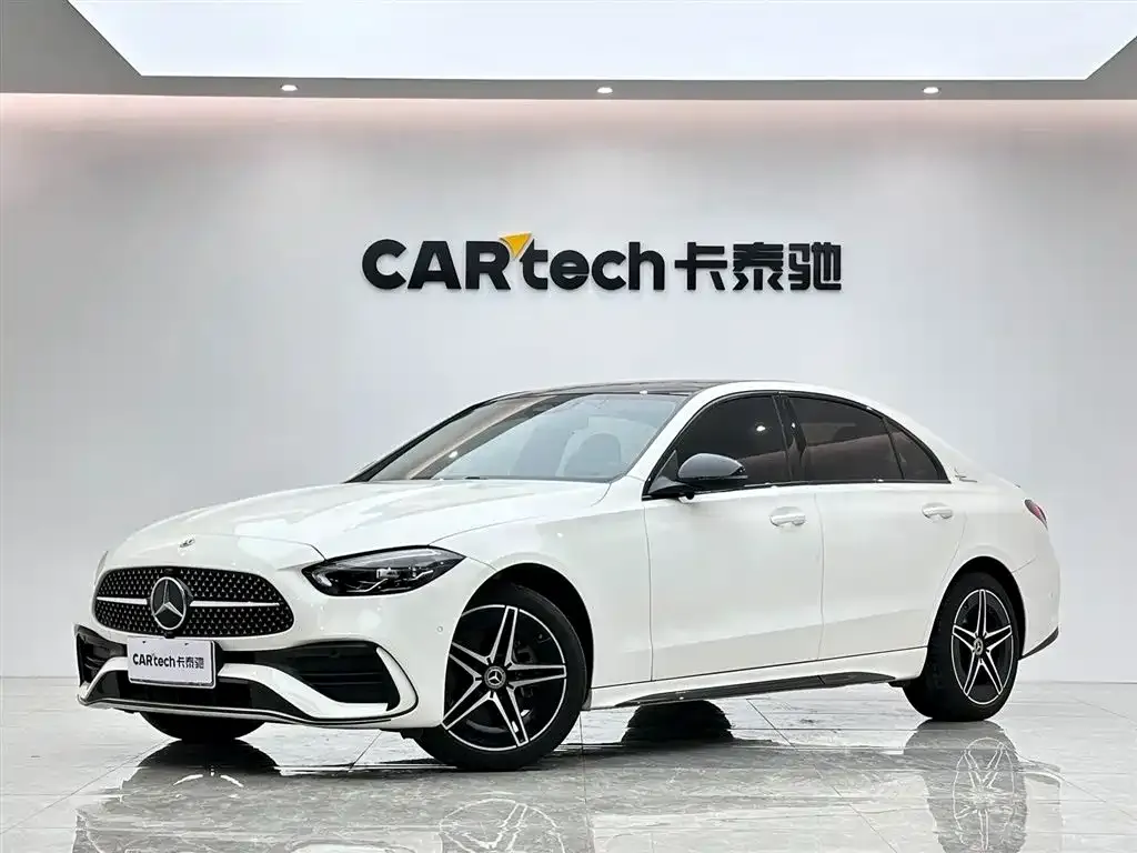 Mercedes-Benz C-Class — фото 1