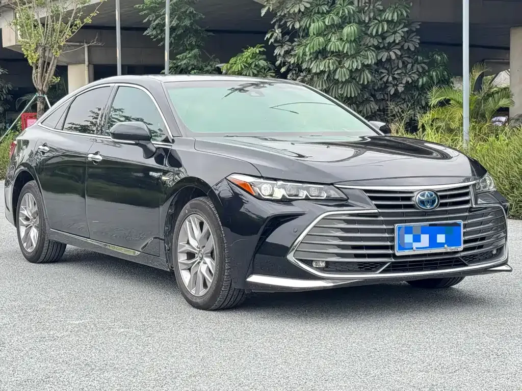 Toyota Avalon — фото 10