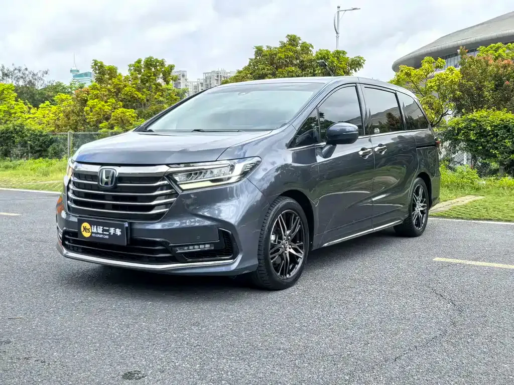 Honda Odyssey — фото 1