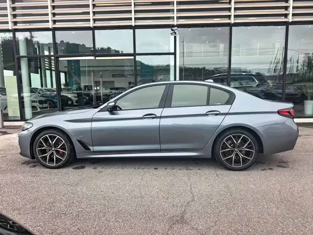 BMW 5 Series (Import) 2022 из CN, фото 5